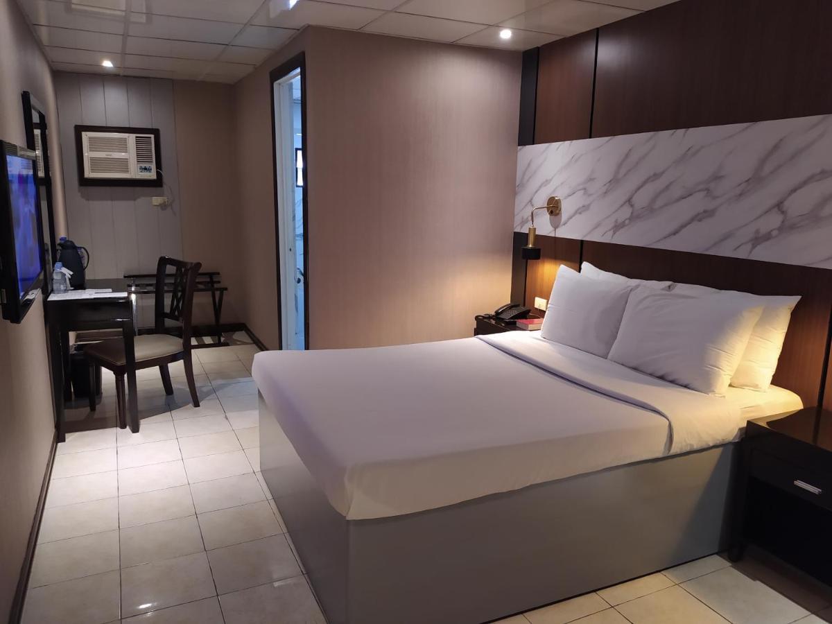 Star Plaza Hotel Dagupan City Buitenkant foto