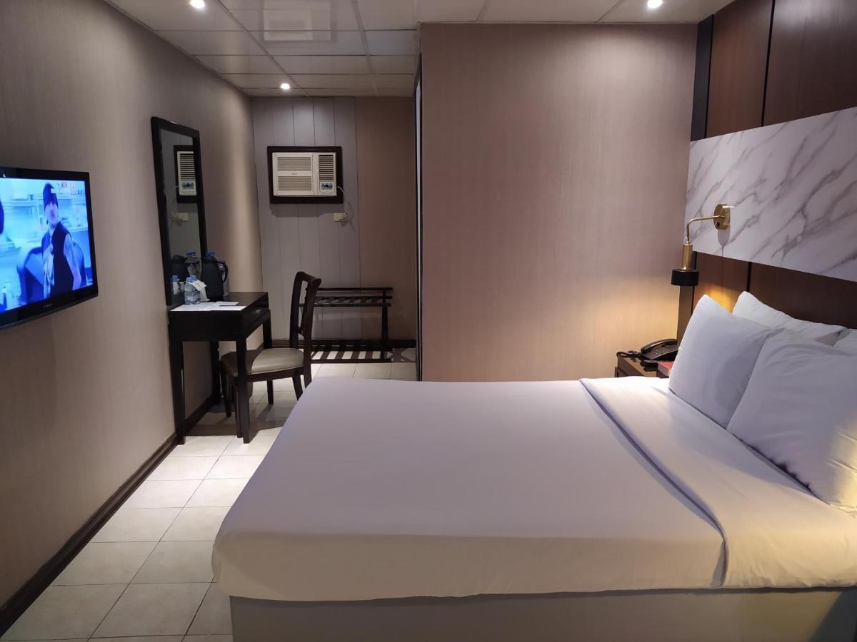 Star Plaza Hotel Dagupan City Buitenkant foto