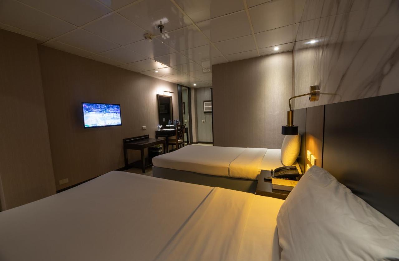 Star Plaza Hotel Dagupan City Buitenkant foto